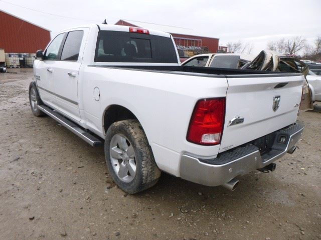 RAM1500 2016 Front Door Trim Panel 1618766