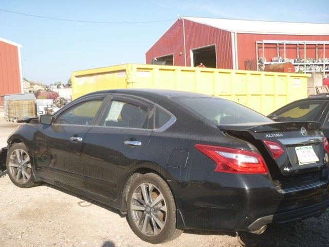 Passenger Side View Mirror Power Sedan Non-heated Fits 13-18 ALTIMA 15