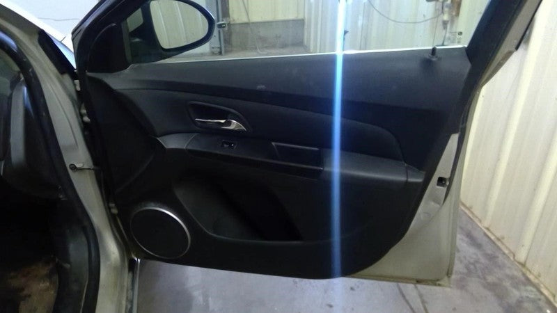 Info-GPS-TV Screen Display Opt UAG Fits 12-17 VERANO 2027234