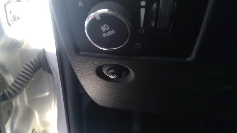 GRANDCHER 2011 Dash/Interior/Seat Switch 1736330