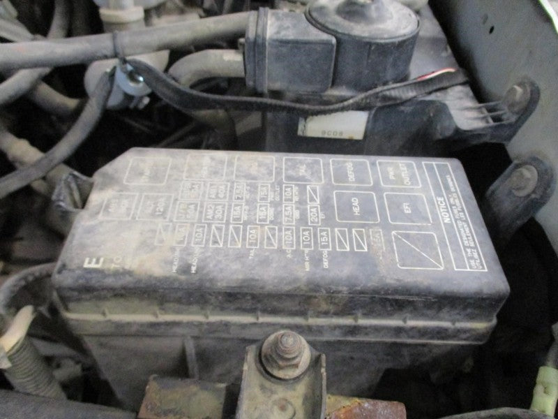 4 RUNNER 1999 Front Seat 2068574
