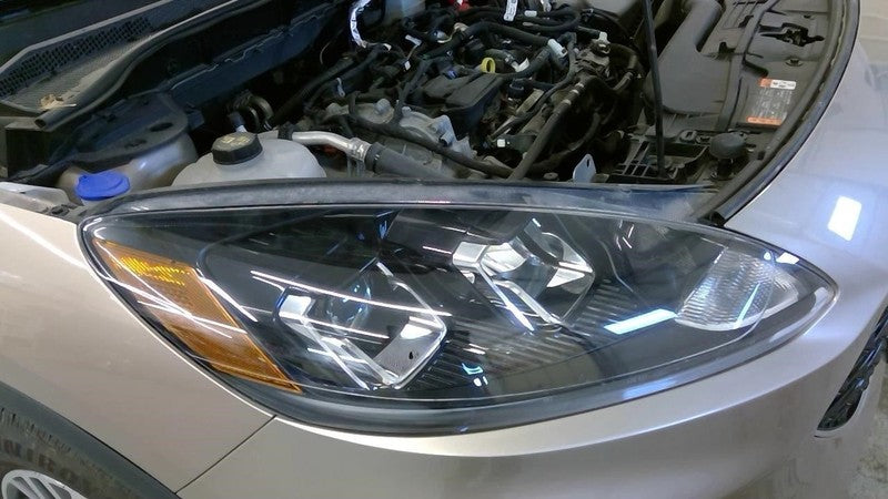 Passenger Headlight Halogen With Projector Fits 20-22 ESCAPE 1912508