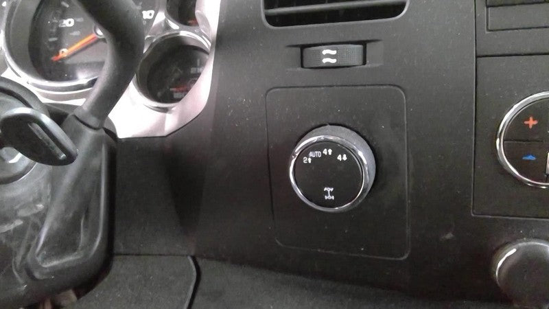 SILVRDO15 2013 Dash/Interior/Seat Switch 1951088