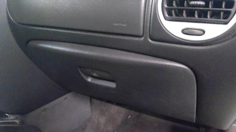 ENVOY 2006 Glove Box 1913334
