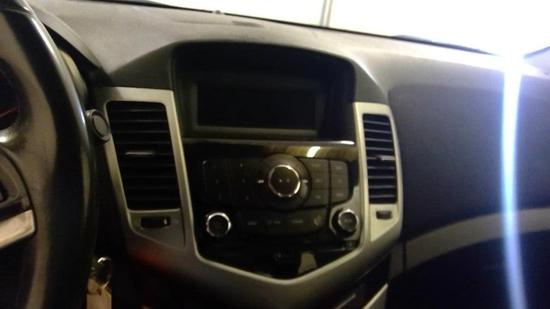Audio Equipment Radio Receiver AM-FM-XM-CD-MP3 Opt Uye Fits 11-12 CAMA