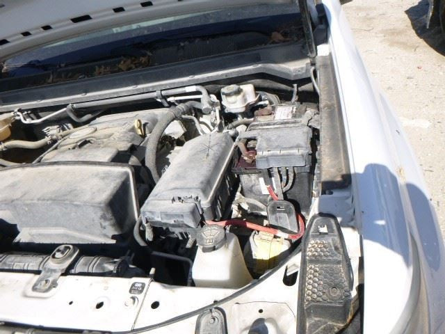 Grille Chrome Center Bar Fits 15-16 COLORADO 1383693