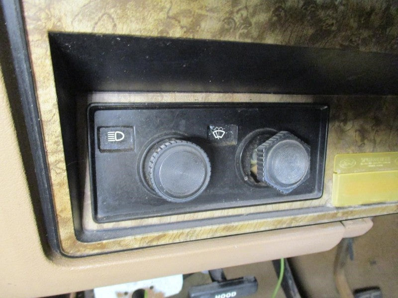 F150 1986 Dash/Interior/Seat Switch 2021401