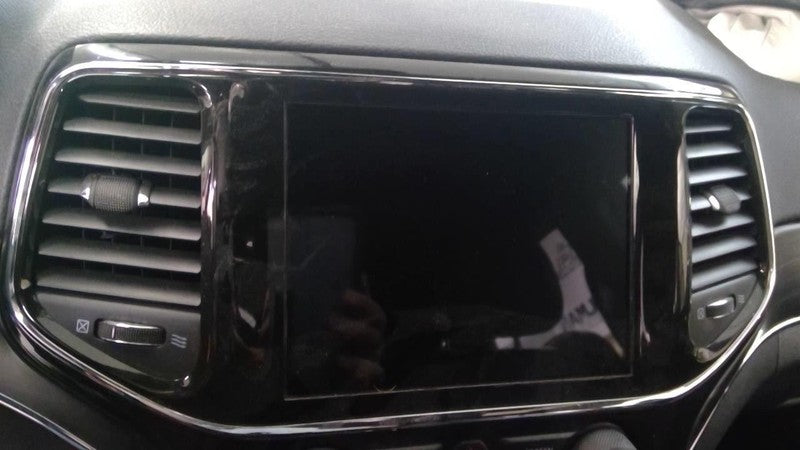 Audio Equipment Radio Wk Body VIN E Or F Fits 21-22 GRAND CHEROKEE 173
