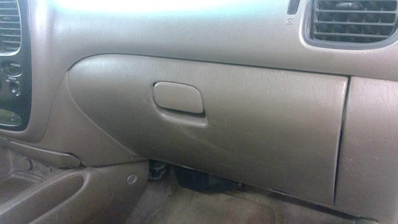TUNDRA 2003 Glove Box 2018402