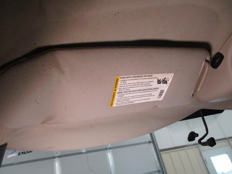 Driver Sun Visor Classic Style Fits 03-07 SIERRA 1500 PICKUP 1708586
