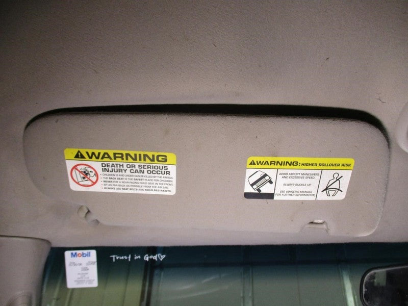 Driver Sun Visor With Illumination 2 Bulbs Fits 02-03 LIBERTY 1904115