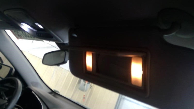 Passenger Right Sun Visor With Illuminated Fits 16-25 MALIBU 1906678