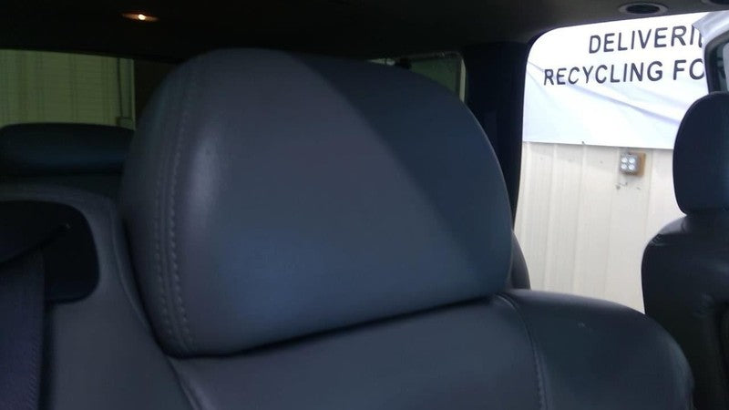 Chevrolet Suburban 1500 2001 Headrest Used 6112