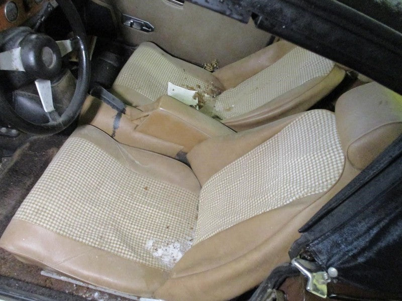 SPITFIRE 1977 Front Seat 1735954