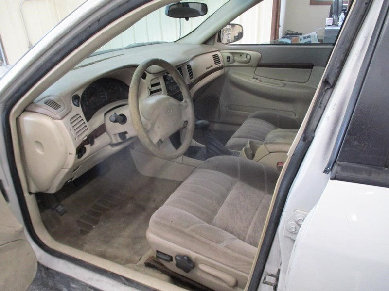 IMPALA 2003 Front Door Trim Panel 2027285
