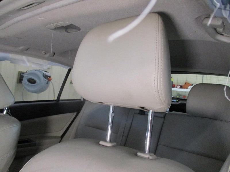 Subaru XV CrossTrek 2014 Headrest Used 5228