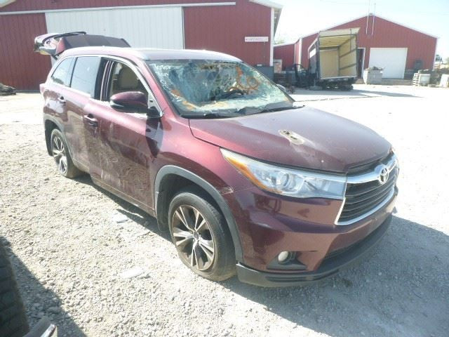 Driver Left Grille Outer With Fog Lamps Fits 14-16 HIGHLANDER 1606635