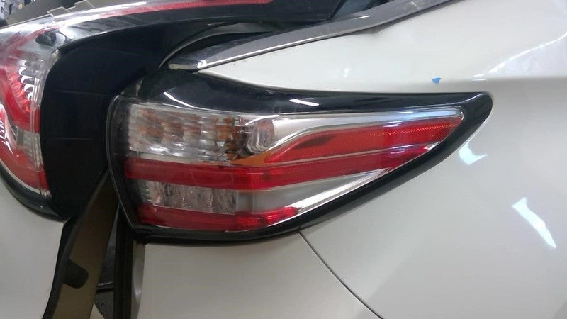 Passenger Tail Light Quarter Panel Mounted Fits 16-18 MURANO 1958600