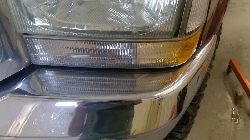 Driver Corner/Park Light Park Lamp-turn Signal Fits 01-04 EXCURSION 19