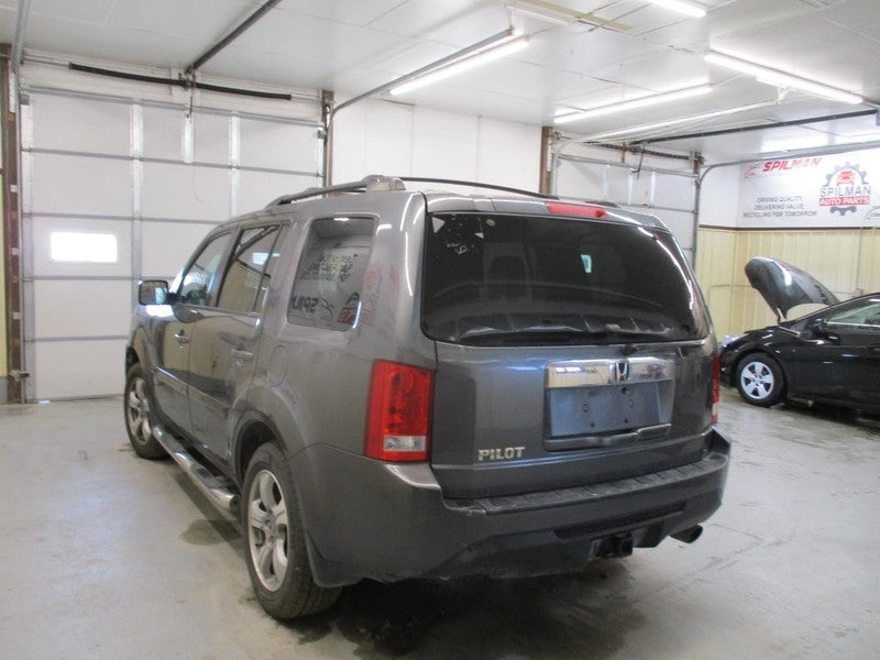 PILOT 2012 Seat Belt Rear 1854860
