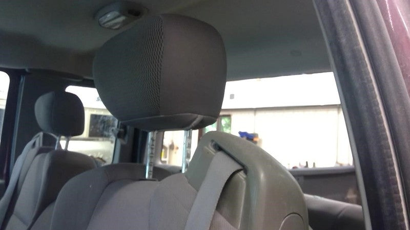 Ford F-350SD 2004 Headrest Used 6808