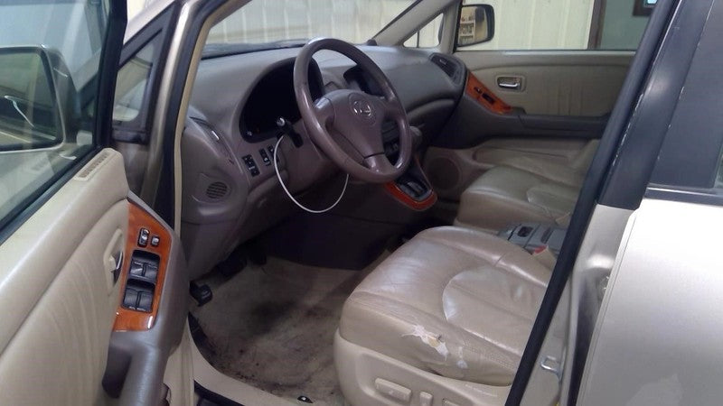 RX300 2001 Owners Manual 1896083