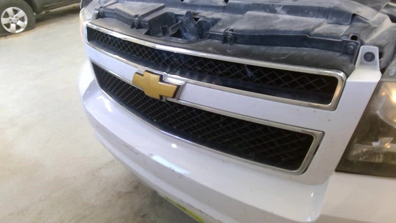 Driver Left Headlight Fits 07-14 SUBURBAN 1500 1909610