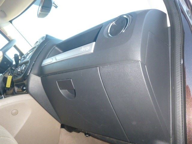 COMPASS 2014 Glove Box 1728651