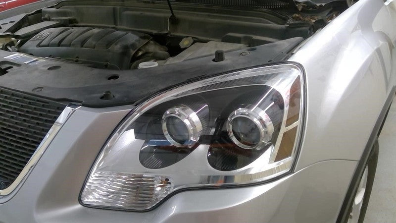 Driver Left Headlight Without HID Fits 08-12 ACADIA 1908720