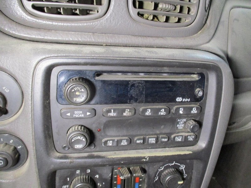 Audio Equipment Radio Am-fm-stereo-cd Player Opt UN0 Fits 02-03 ENVOY