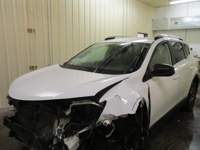 Passenger Tail Light Quarter Panel Mounted Without LED Fits 16-18 RAV4