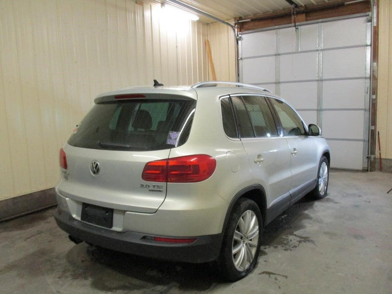 Seat Belt Front Bucket Seat Driver Retractor Fits 09-13 TIGUAN 1729602