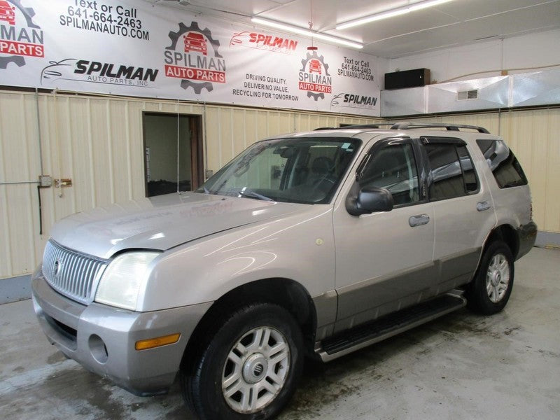 MOUNTNEER 2004 Front Door Trim Panel 2037658