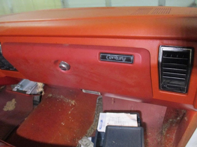 CENTURY 1976 Glove Box 1907082