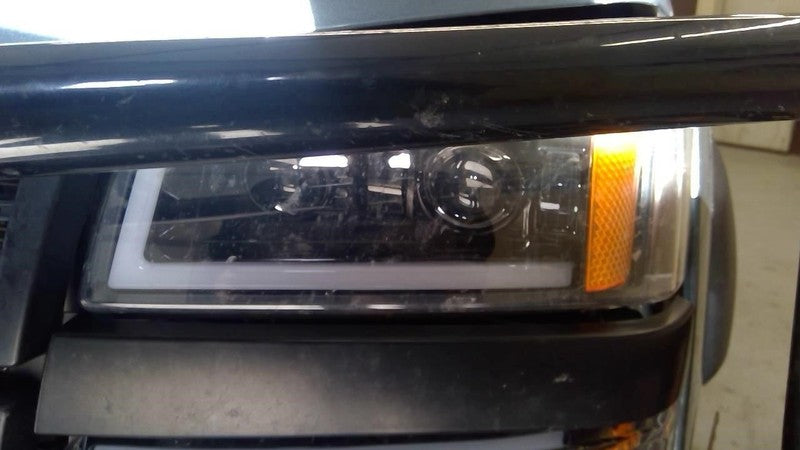 Driver Headlight Classic Style Fits 05-07 SILVERADO 1500 PICKUP 190507