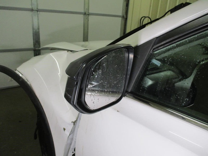 Passenger Tail Light Quarter Panel Mounted Without LED Fits 16-18 RAV4