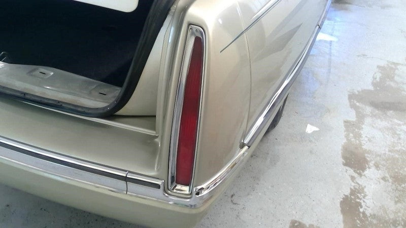 Passenger Tail Light Quarter Panel Mounted Fits 94-99 DEVILLE 1907276