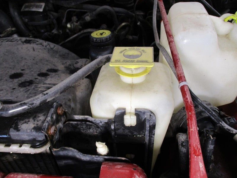 Starter Motor 4 Cylinder Fits 95-98 CHEROKEE 1886595