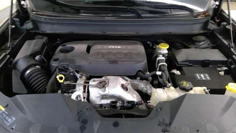 AC Condenser Fits 19-23 CHEROKEE 2043052
