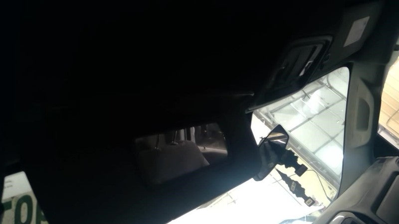 Driver Sun Visor Without Illumination Fits 19-26 SILVERADO 1500 PICKUP