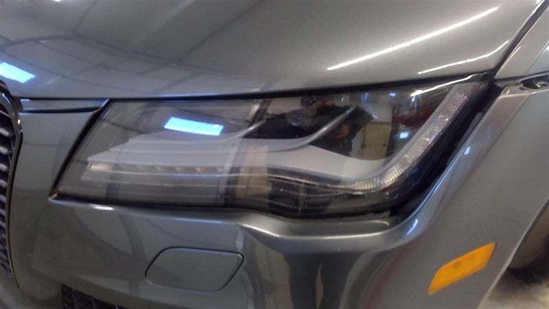 RS7 2015 Console Front 1643268