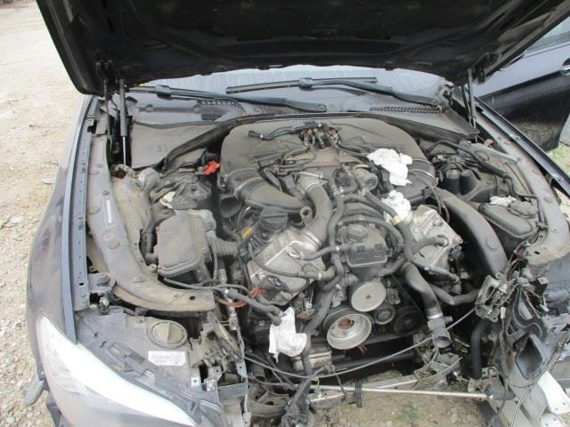 Passenger Corner/Park Light Fog-driving Fits 11-13 BMW 528i 1510937