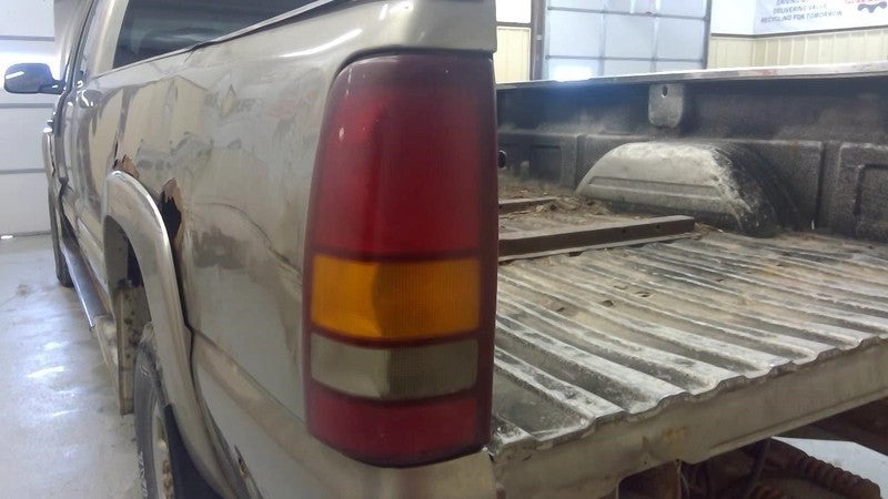Chevrolet Silverado 2500 2002 Headrest Used 4187