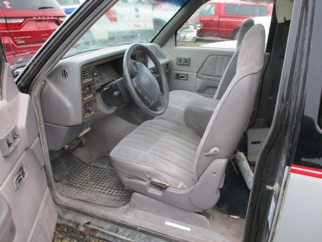 Rear Axle 2WD Round Cover Chrysler 8-1/4 3.55 Ratio Fits 91-96 DAKOTA