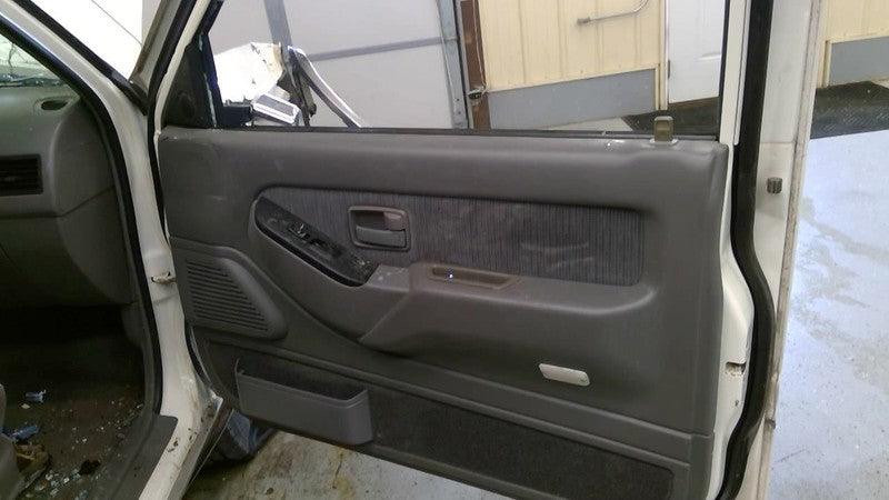 RODEO 1995 Fuse Box Engine 1929508
