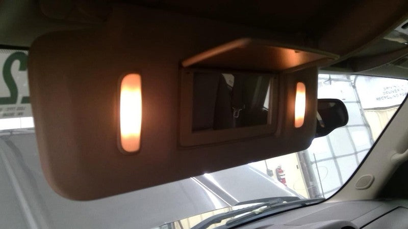 Driver Left Sun Visor Illuminated Fits 07-14 ESCALADE 1951084