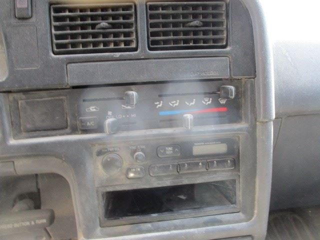Front Axle 4 Cylinder 4.56 Ratio Fits 89-95 TOYOTA PICKUP 1511822