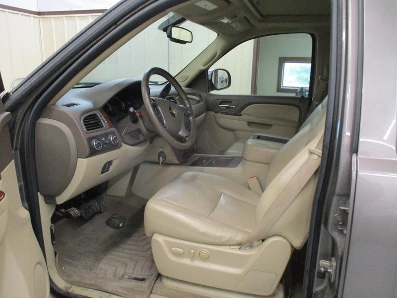 Grille Chrome Lower Fits 08-14 SUBURBAN 1500 2060914