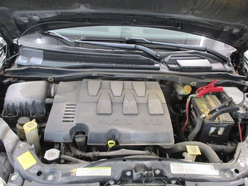 TOWN COUN 2010 Front Door Trim Panel 2040666