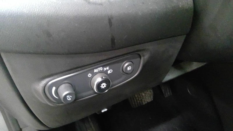 EQUINOX 2021 Dash/Interior/Seat Switch 1936721